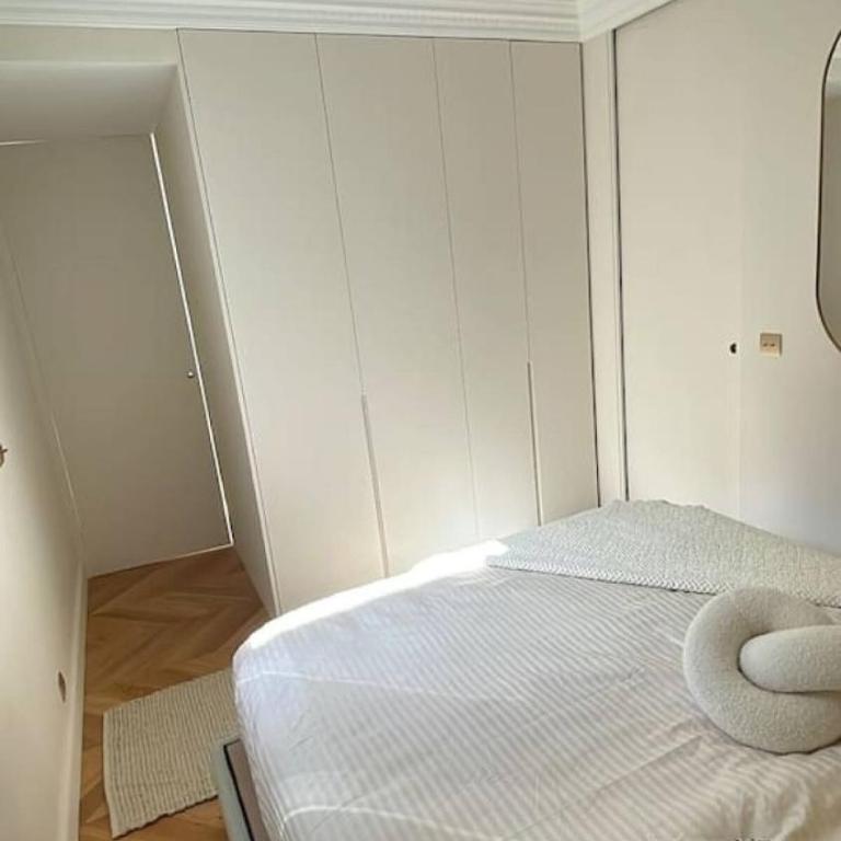 4P 1BR - Fully Renovated with AC - Champs-Elysées - Appartement 1 Chambre - 25