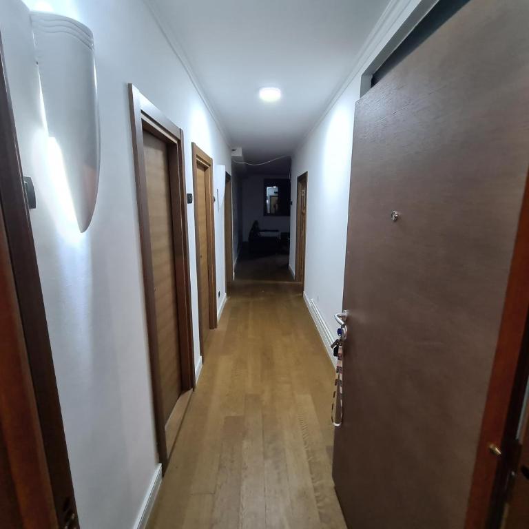Flat in city center - Apartman sa 2 Spavaće Sobe - 4