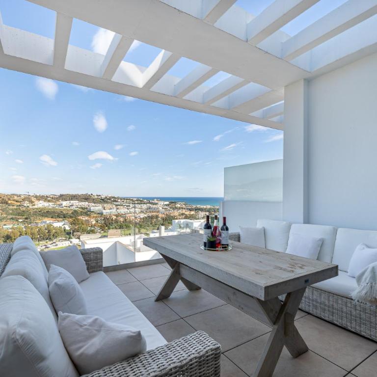 797 HOLIDAY RENTALS - Moderno apartamento con hermosa vista - Apartment with View - 9