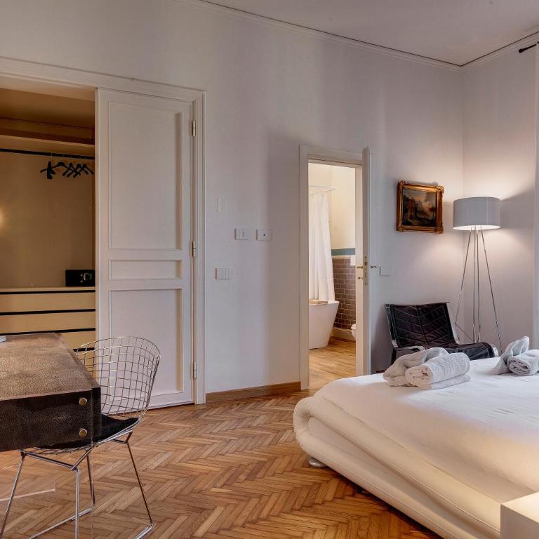 Vespucci Luxury Apartment with Amazing View by Mamo Florence - Four-Bedroom Luxury Apartment - 7