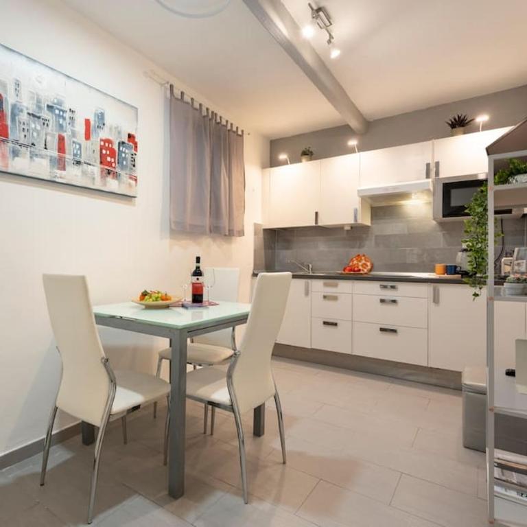 Keys of Italy - Macci 41 - Sant' Ambrogio one bedroom flat - Appartamento con 1 Camera da Letto - 12