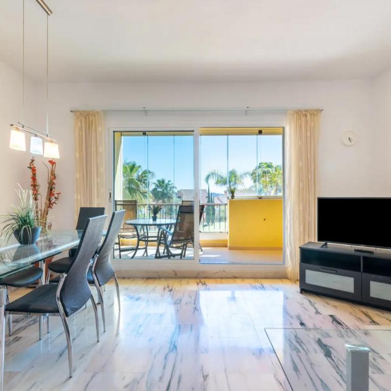 Jardin Botanico Apartment - Two-Bedroom Apartment - 10