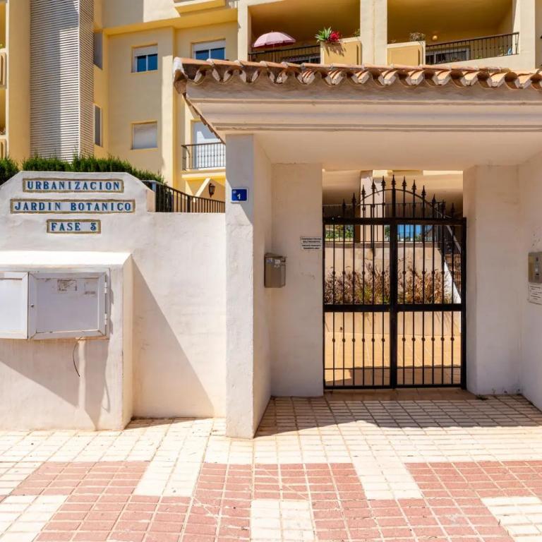 Jardin Botanico Apartment - Two-Bedroom Apartment - 19