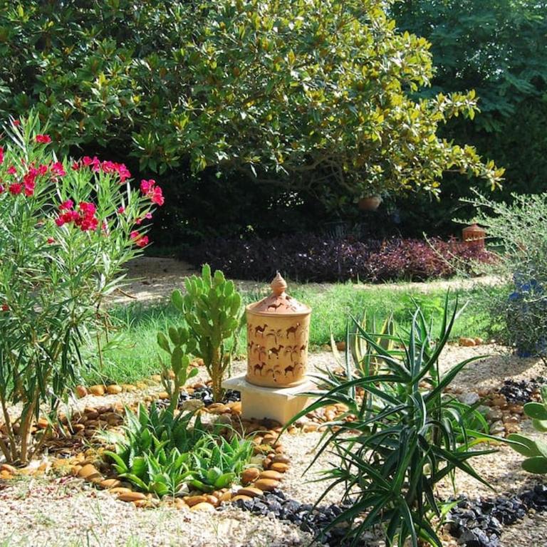 Traditional Riad Camargue Arles - Two-Bedroom Apartment - 45