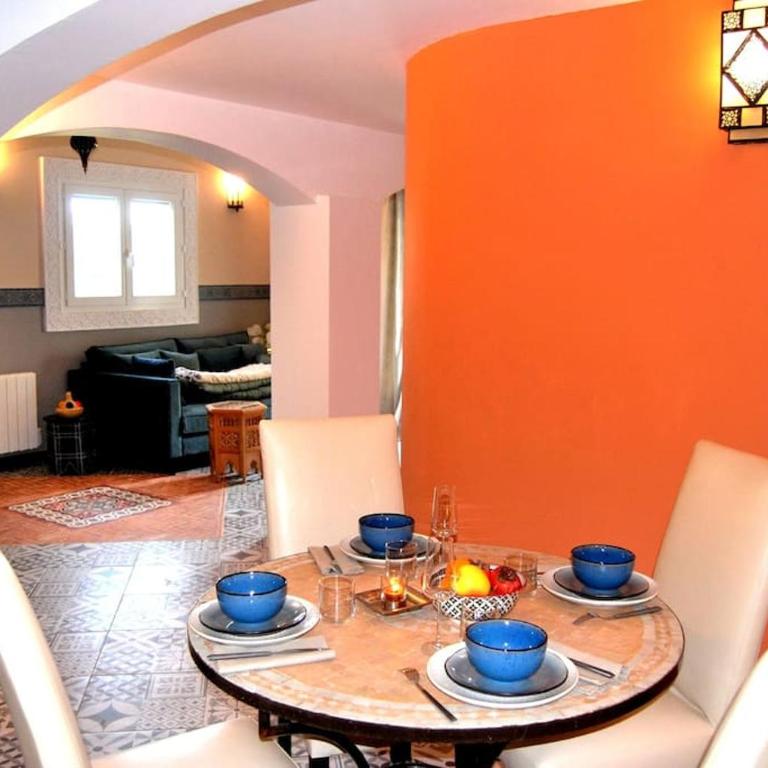 Traditional Riad Camargue Arles - Two-Bedroom Apartment - 12
