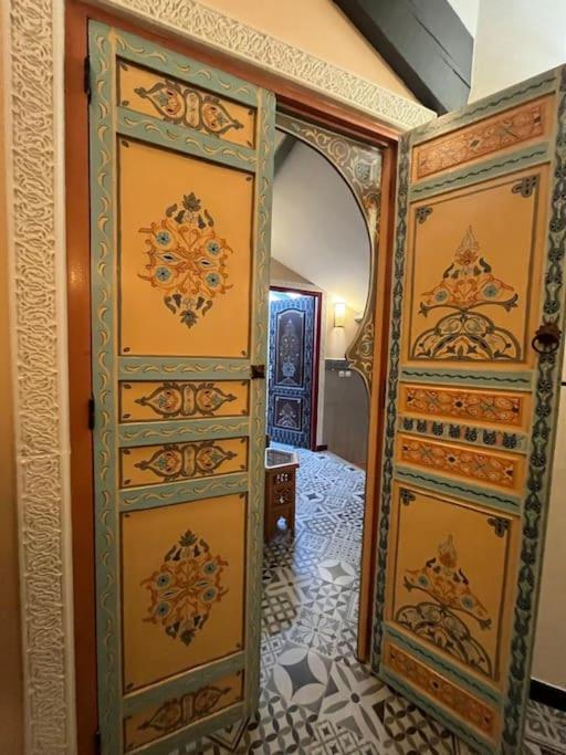 Traditional Riad Camargue Arles - Two-Bedroom Apartment - 35