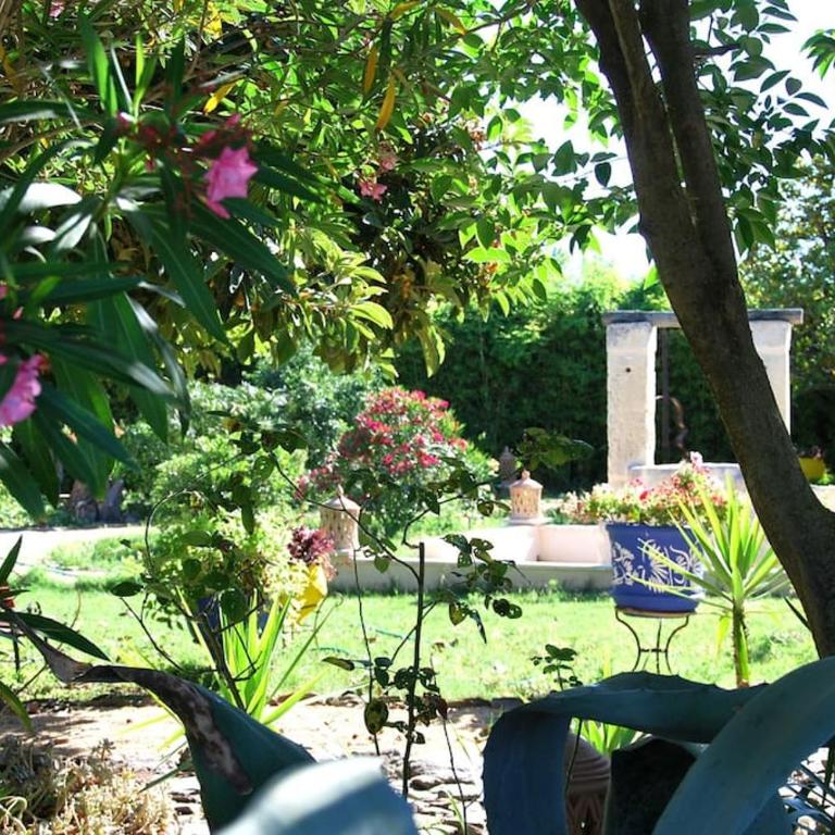Traditional Riad Camargue Arles - Two-Bedroom Apartment - 42