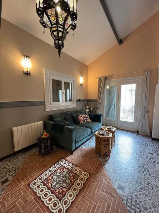 Traditional Riad Camargue Arles - Two-Bedroom Apartment - 15