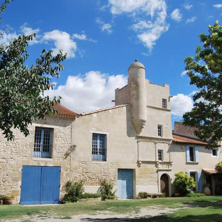 Traditional Riad Camargue Arles - Two-Bedroom Apartment - 61