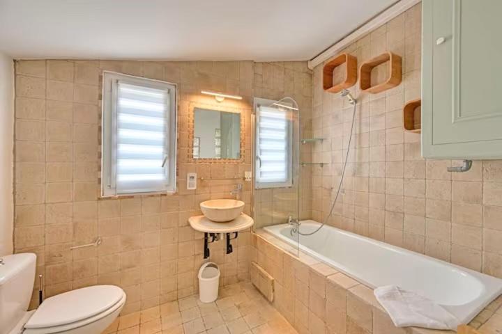 Loge de l'Opéra à 200 m du Palais des Papes - Apartment mit 1 Schlafzimmer - 34