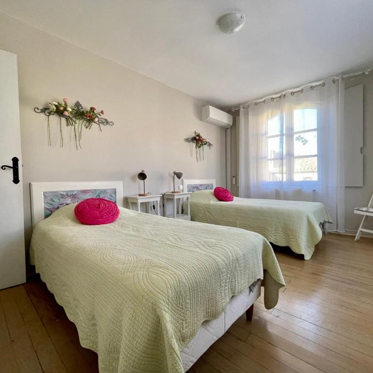Côté Cité appartements - Parking privé - 100m Cité médiévale - Three-Bedroom House - 21