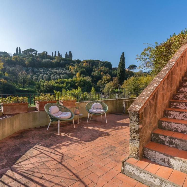 Private Jacuzzi - Villa Bellosguardo in Florence Historic Center - Villa Deluxe - 26