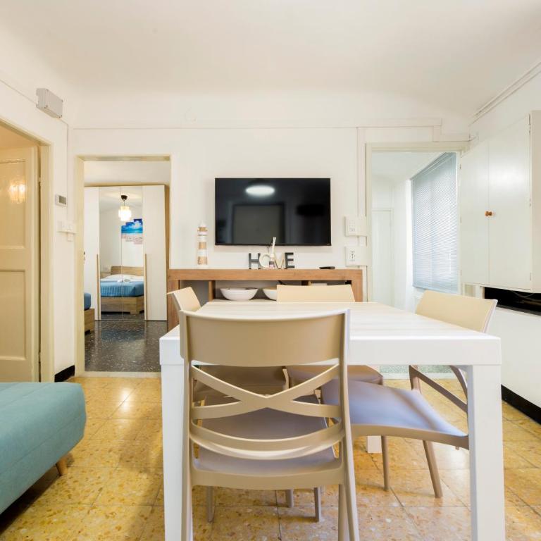 Vincenzo House Free Wi-Fi Centro Città - Appartamento con 2 Camere da Letto - 23