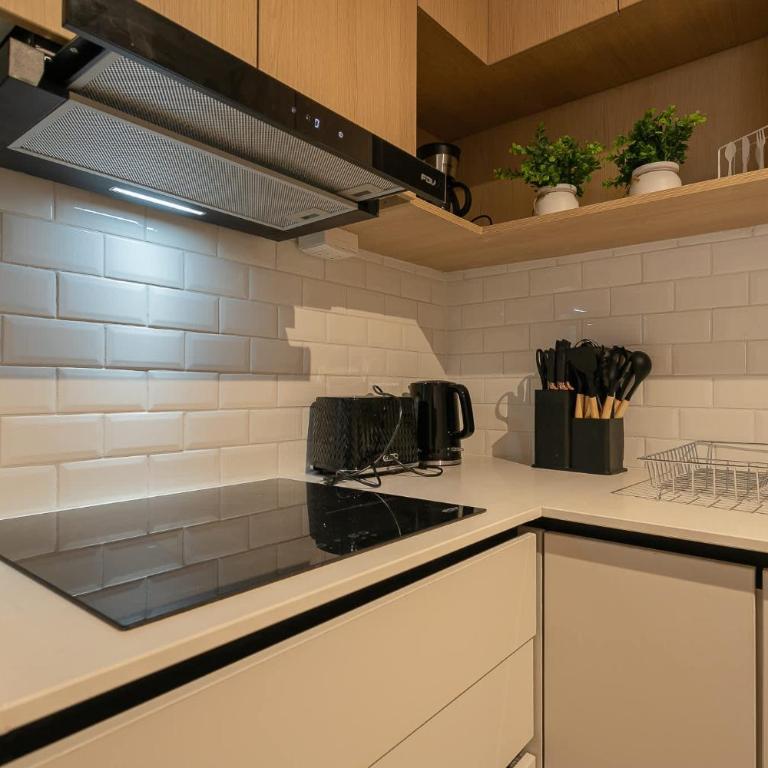 Elegant 2BR Experience Las Condes in Style - Apartamento - 30