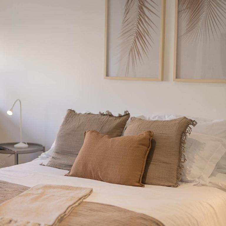 Elegant 2BR Experience Las Condes in Style - Apartamento - 21