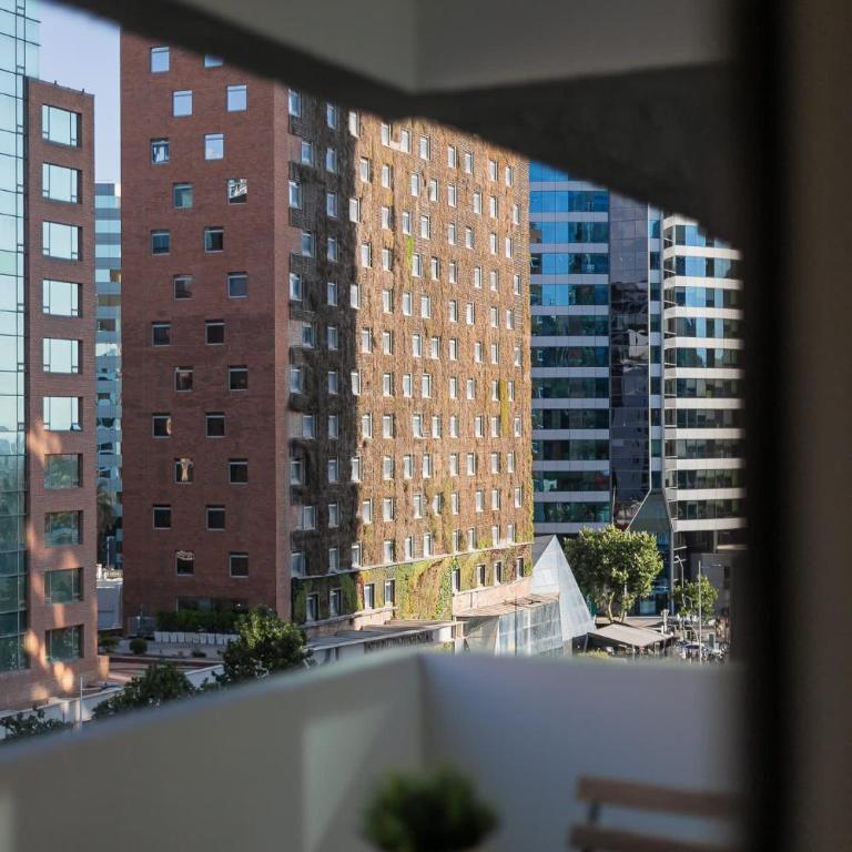 Elegant 2BR Experience Las Condes in Style - Apartamento - 40