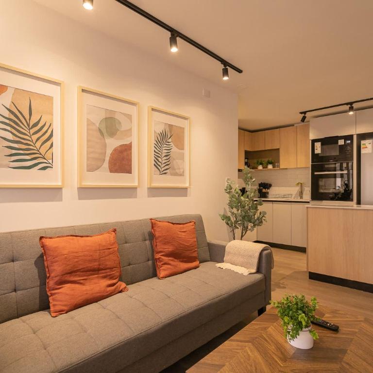 Elegant 2BR Experience Las Condes in Style - Apartamento - 1