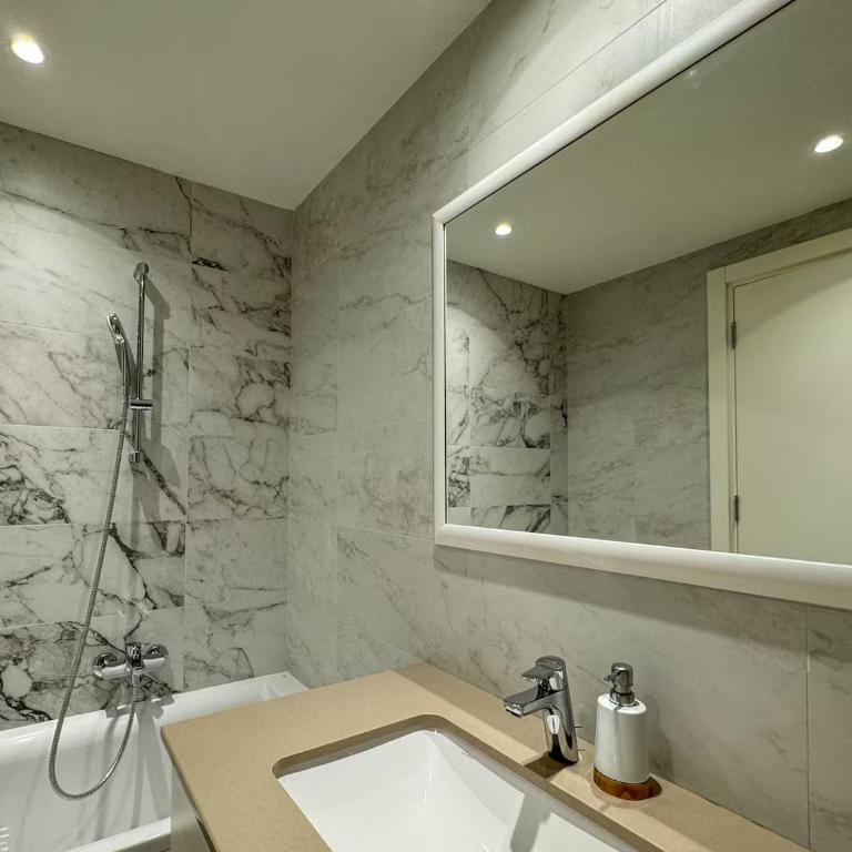 Belgrade Waterfront Paradise - Apartman sa 2 Spavaće Sobe i Terasom - 8