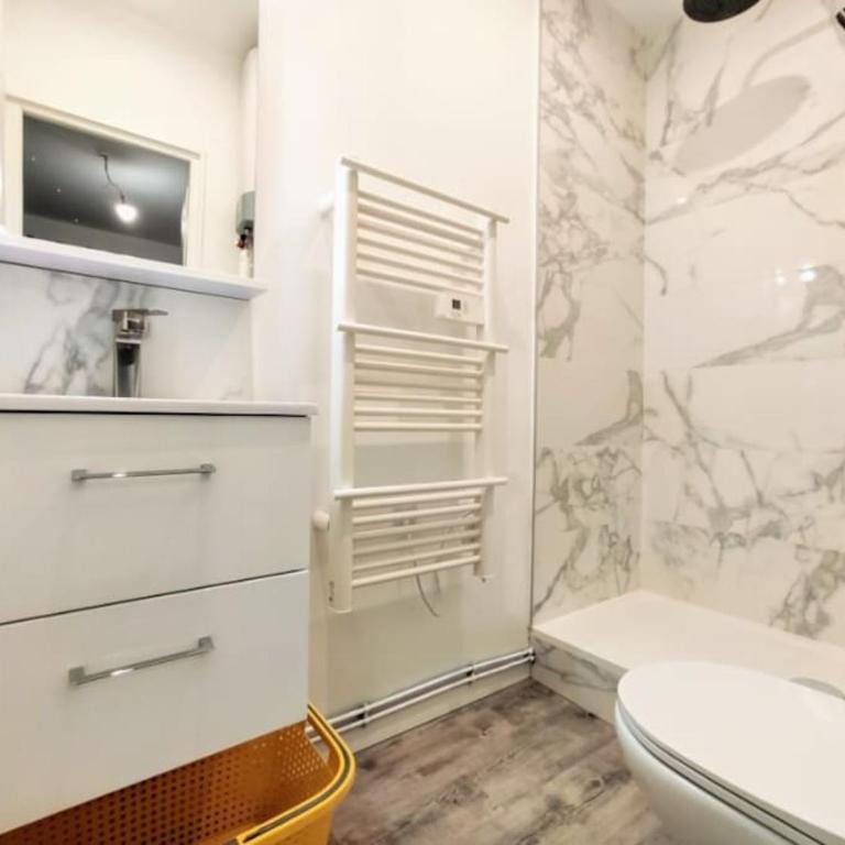 Agréable studio - Wi-Fi - cuisine complète - Appartement 1 Chambre - 5