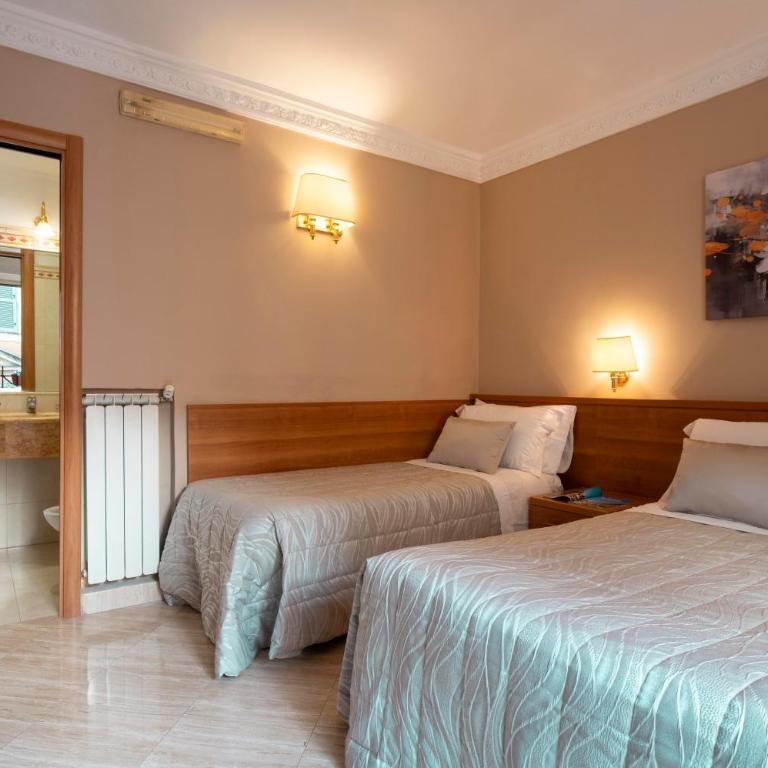Hotel Magic - Camera Tripla Classic - 9