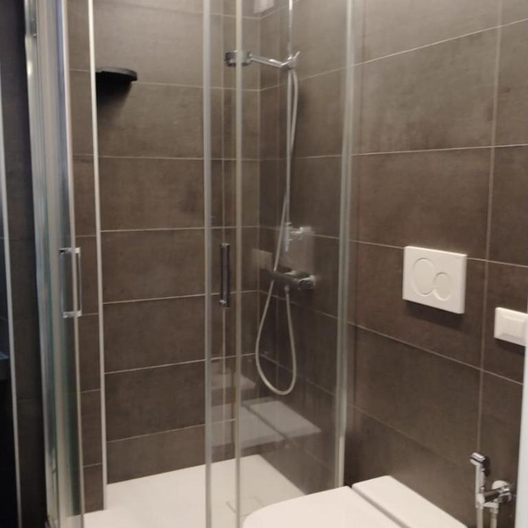 B&B Garbatella-Sotto l'arco del Lotto 28 - Double Room with Private Bathroom - 5