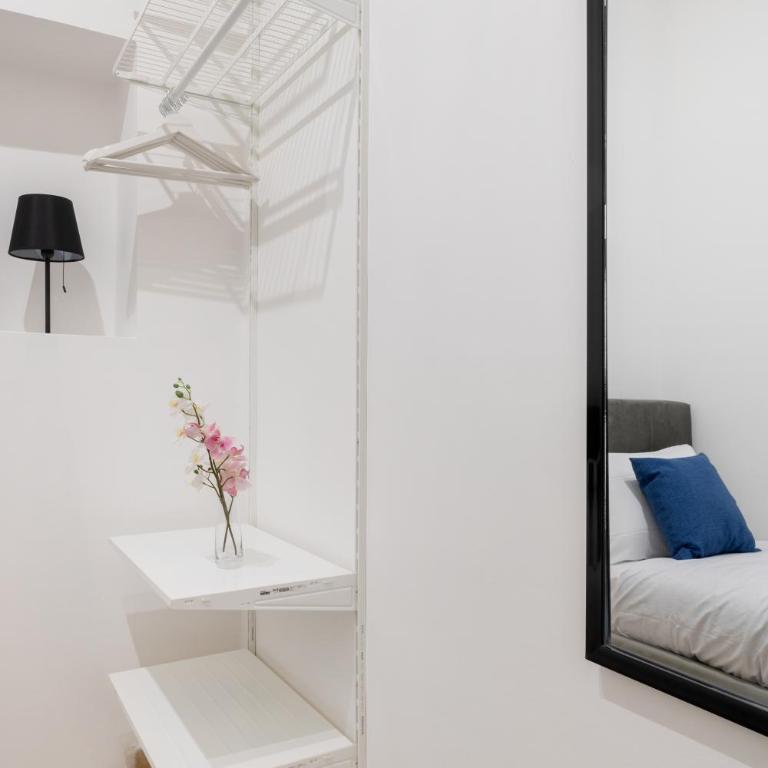 V HOME San Lorenzo - Appartamento con 2 Camere da Letto - 18