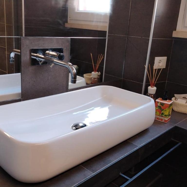 B&B Garbatella-Sotto l'arco del Lotto 28 - Double Room with Private Bathroom - 9