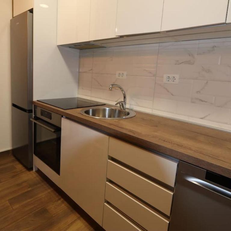 Lux Apartment Rose Avenue - One-Bedroom Apartment - 34
