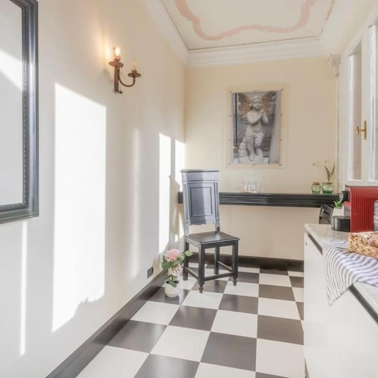 Canal View Luxury Heritage Retreat 2 Bedroom - Two-Bedroom Apartment - 22