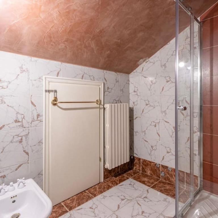 Canal View Luxury Heritage Retreat 2 Bedroom - Two-Bedroom Apartment - 30