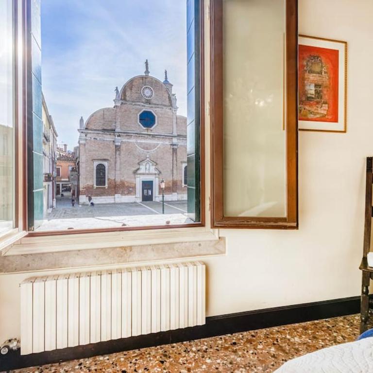 Canal View Luxury Heritage Retreat 2 Bedroom - Two-Bedroom Apartment - 5