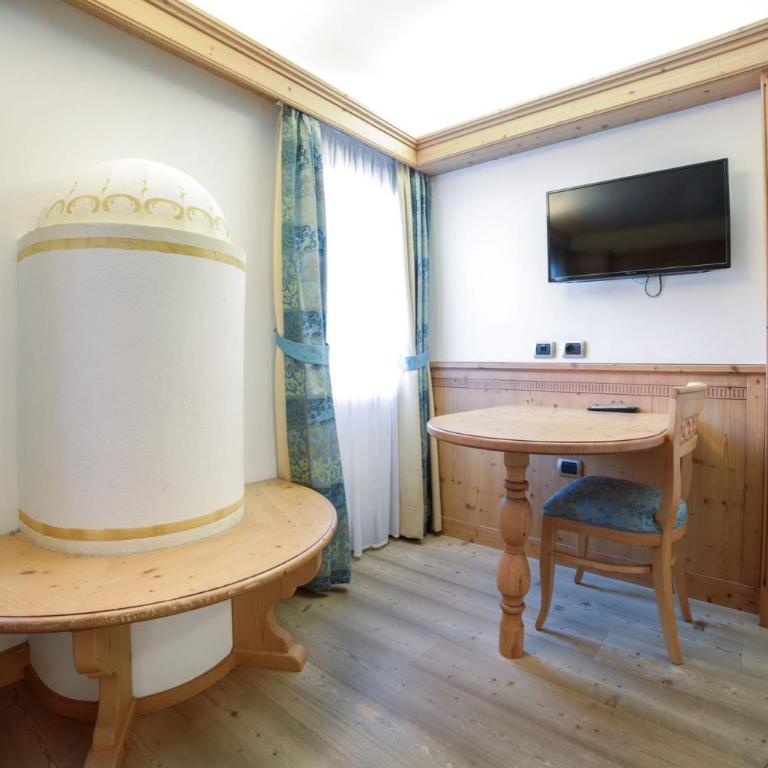 Nivis Hotel - Suite King con Vasca Idromassaggio - 4