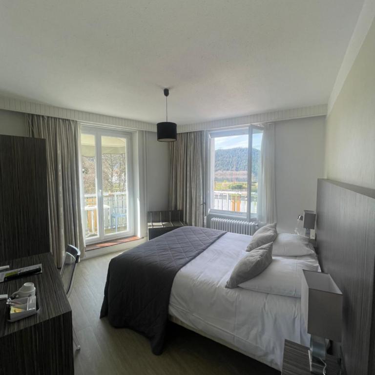 Hôtel La Réserve - Chambre Double Deluxe avec Balcon - Vue sur Lac - 1