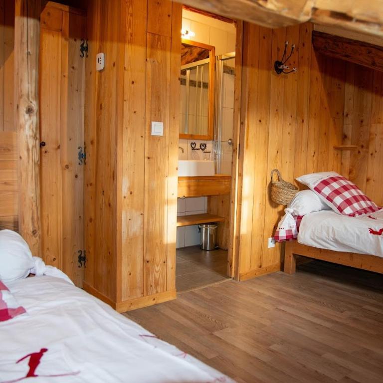 CHALET de charme 13 personnes avec Sauna SKI O PIEDS - Chalet 6 Chambres - 55