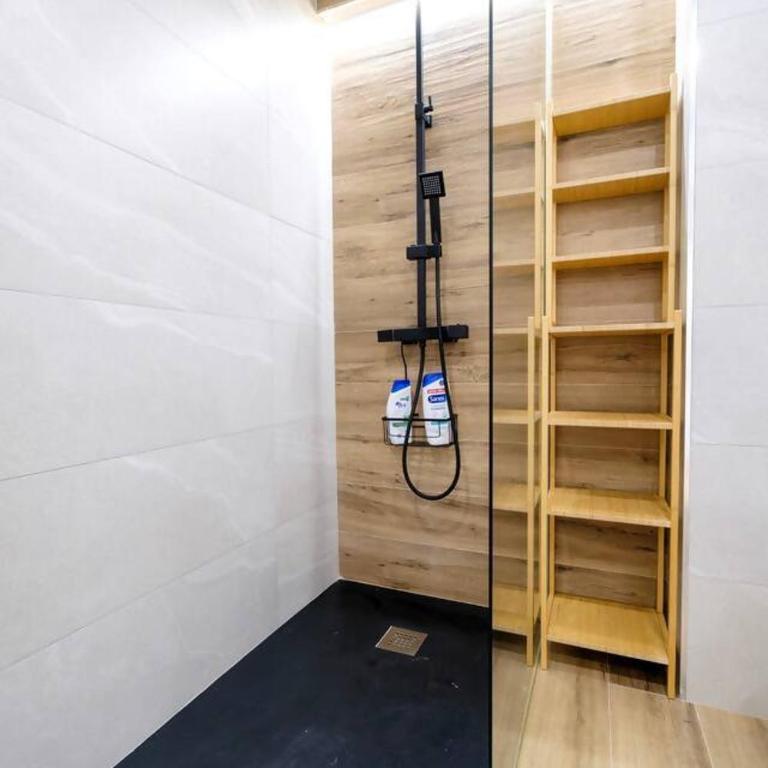 Piso muy moderno y céntrico - Apartamento - 12