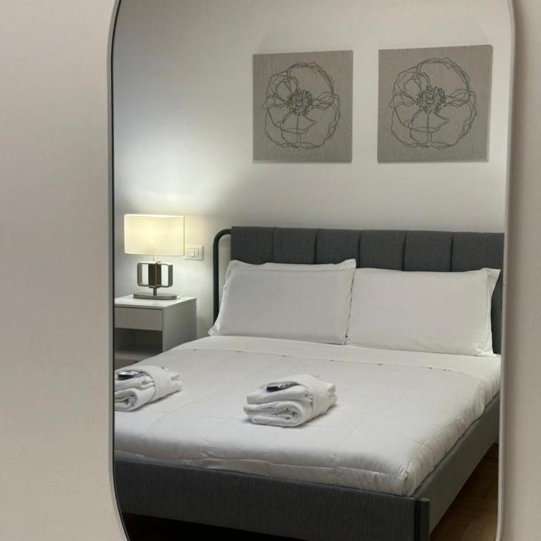 Welc-ōM Palazzo Esedra - Appartamento con 2 Camere da Letto - 10