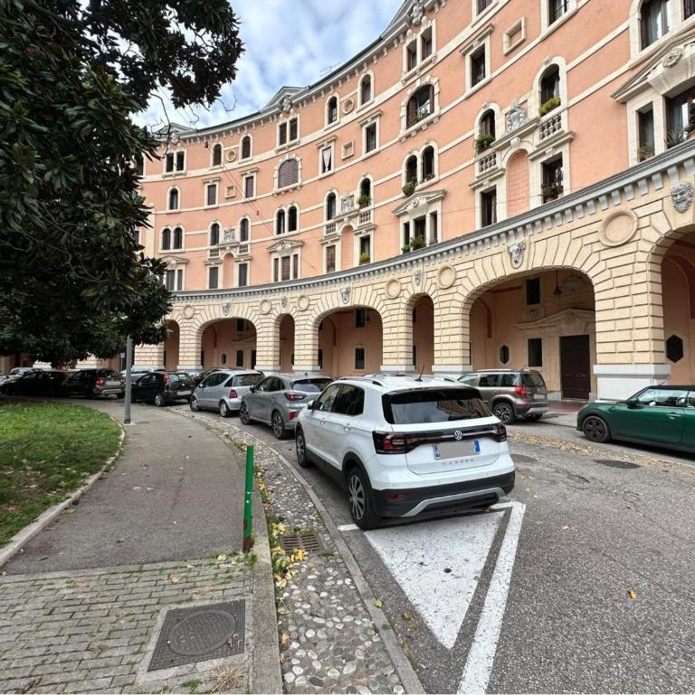 Welc-ōM Palazzo Esedra - Appartamento con 2 Camere da Letto - 23