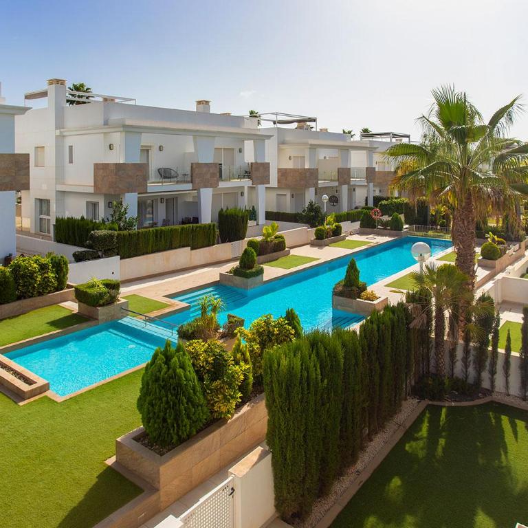 CH Allegra 39 Doña Pepa - Two-Bedroom House - 7