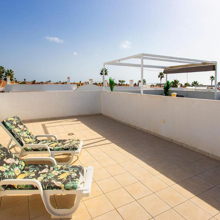 CH Allegra 39 Doña Pepa - Two-Bedroom House - 34