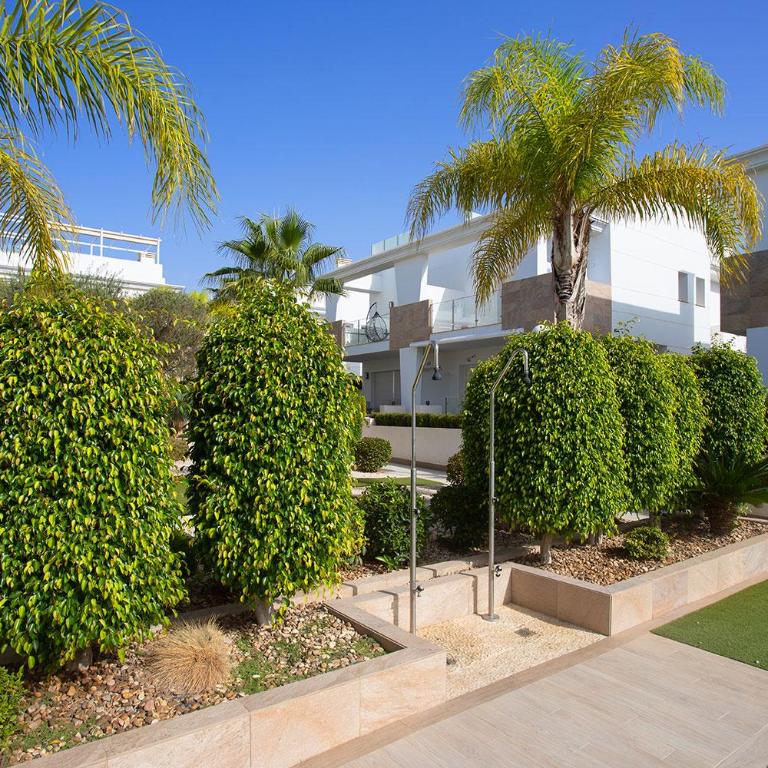 CH Allegra 39 Doña Pepa - Two-Bedroom House - 43