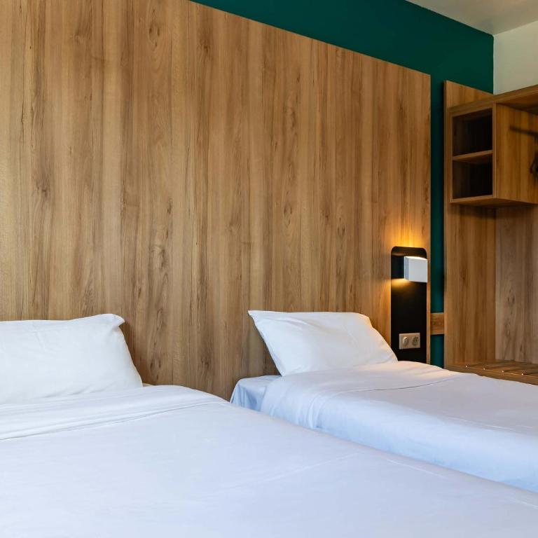 B&B HOTEL Saint-Etienne Monthieu - Chambre Lits Jumeaux - 1
