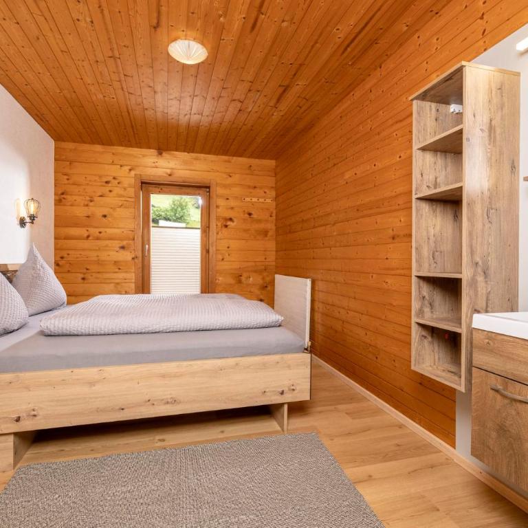 Almstüberl - Schiestl's Ferienhütten - Ferienhaus mit Dusche - 9