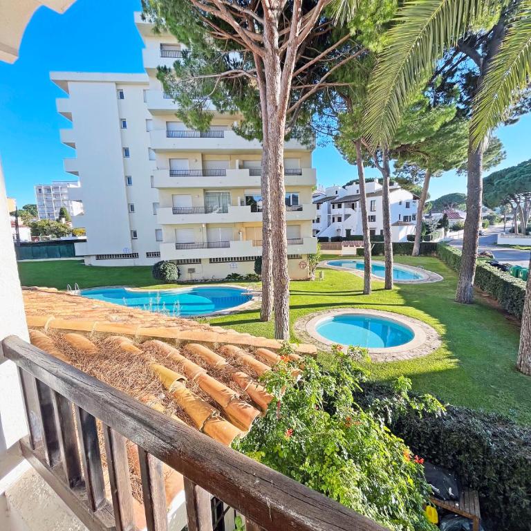 Apartamento en la Escala con piscina y parking - Apartamento de 2 dormitorios - 38