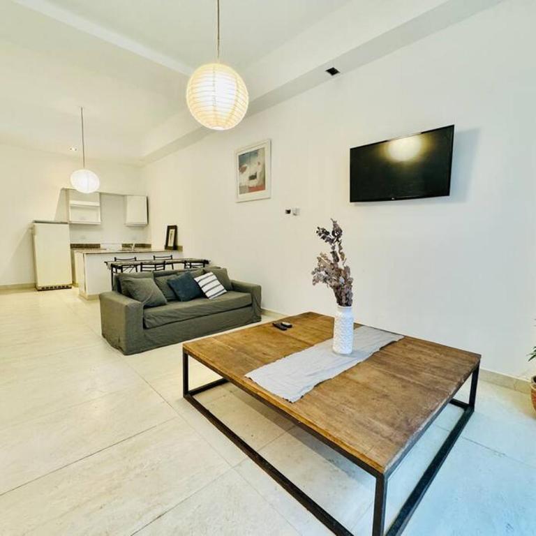 Espacioso Apartamento 2 Ambientes con Patio - Apartamento de 1 dormitorio - 6