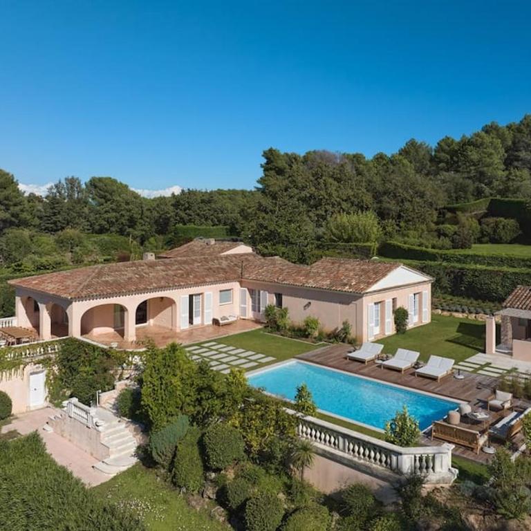 Cannes, splendide villa dans un domaine privé - Villa - 1