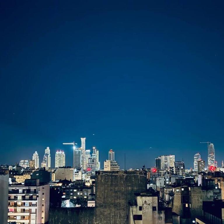 Estudio con terraza y vistas a la ciudad - Apartamento de 1 dormitorio - 23
