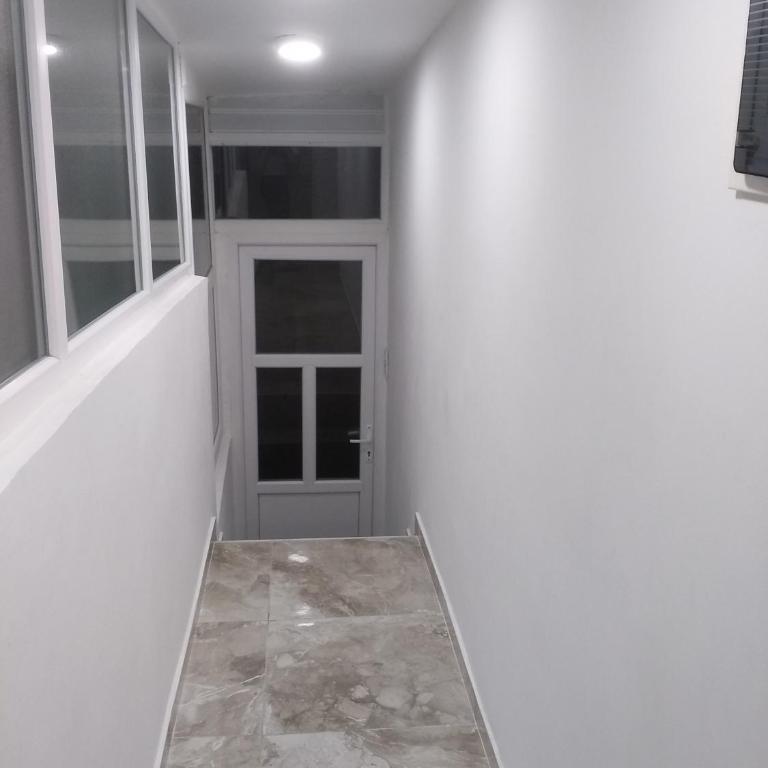Modern & Bright Apartment in Old Town - Apartman sa 1 Spavaćom Sobom - 5