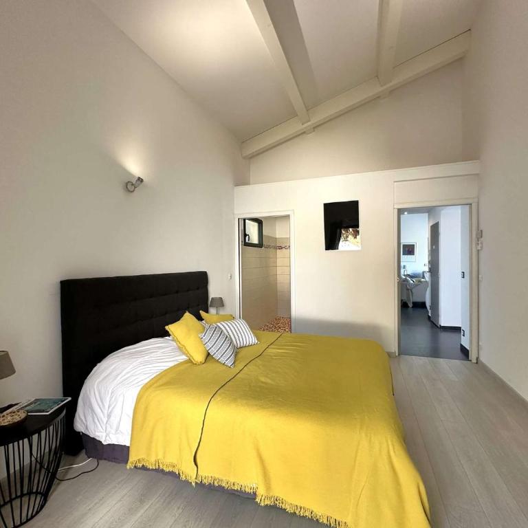 La Vigie, villa pour 8 personnes avec piscine chauffée et vue mer à La Londe-Les-Maures - Ferienhaus - 12