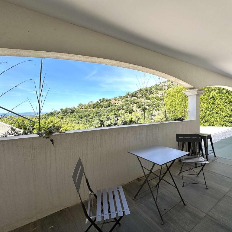 La Vigie, villa pour 8 personnes avec piscine chauffée et vue mer à La Londe-Les-Maures - Ferienhaus - 18