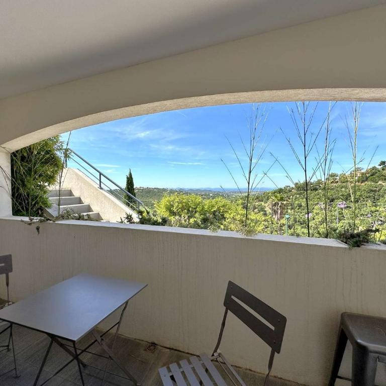 La Vigie, villa pour 8 personnes avec piscine chauffée et vue mer à La Londe-Les-Maures - Ferienhaus - 20